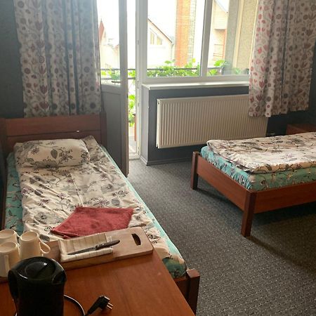 Hotel Regina House à Kaunas Extérieur photo