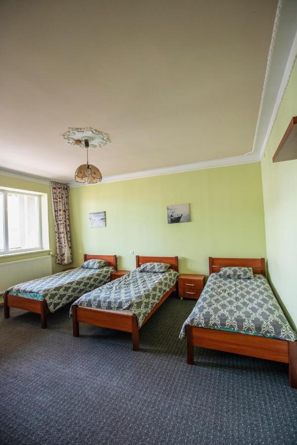 Hotel Regina House à Kaunas Extérieur photo