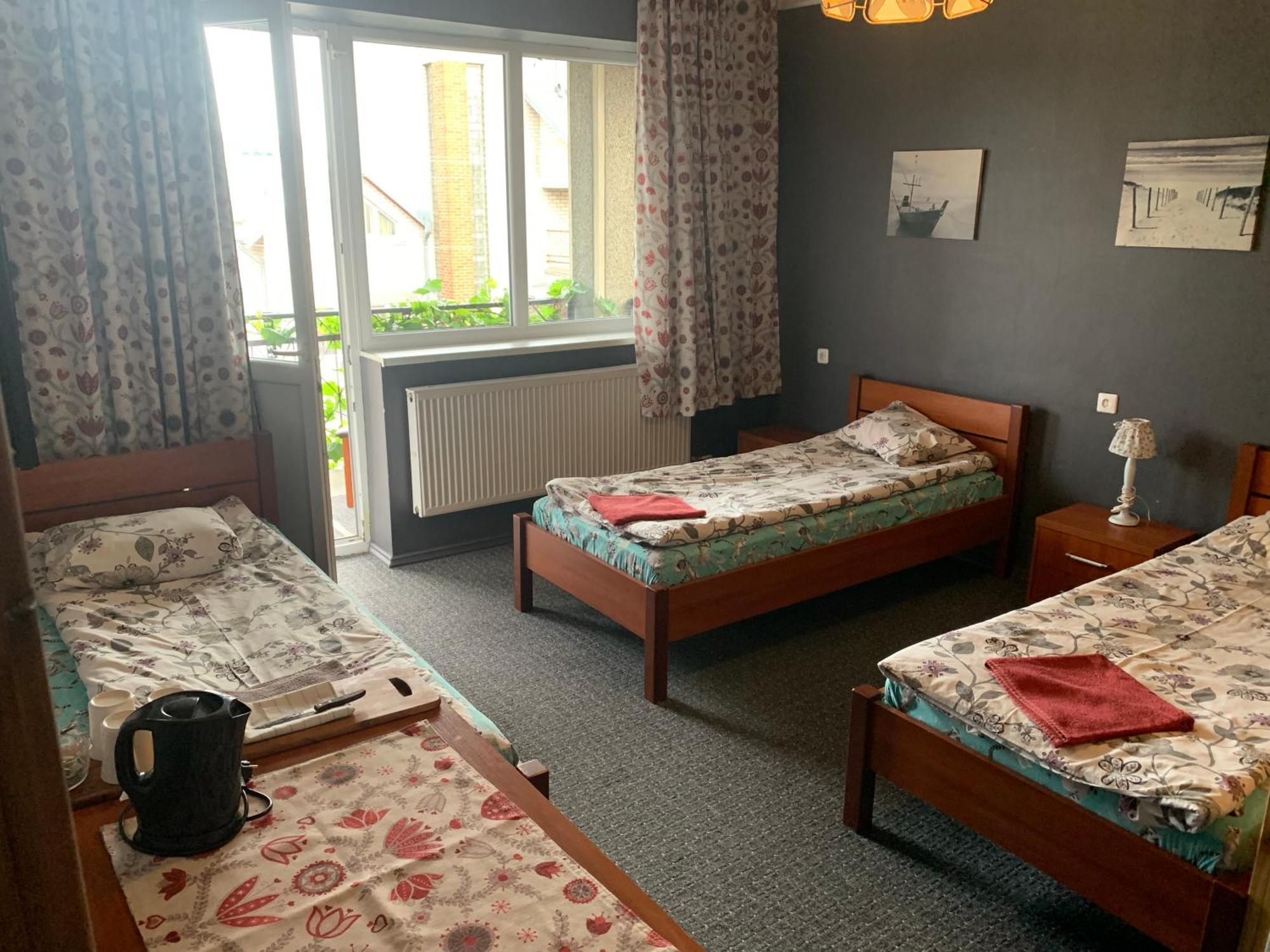 Hotel Regina House à Kaunas Extérieur photo